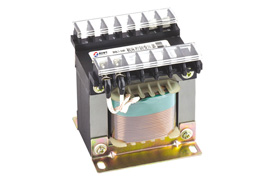 安全使用控制變壓器的要求，由控制變壓器生產(chǎn)廠家旗正電氣告訴你如下： 