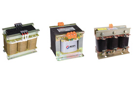 炎熱的夏天即將來臨，用電量也會隨之增加不少的，為了我們能更好地享受生活，電力設(shè)備也是出了不少力的！就拿控制變壓器來說，它的作用可就不容小覷哦！不過今天旗正不說控制變壓器的作用，因為前面我們有講過，想知道的到旗正電氣站點http://m.tierrasblancas.com/新聞頁找找吧。我們下面主要來說說“控制變壓器的使用方法和注意事項”，以備大家不時之需哦！