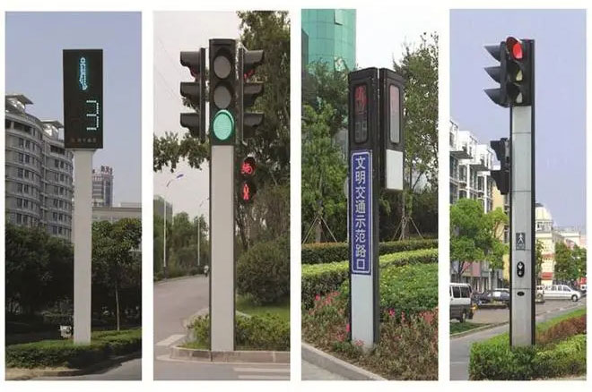 交通信號(hào)燈可以說是我們生活中不可缺少的設(shè)備，人行道上需要行人指示燈，以引導(dǎo)行人安全過馬路。駕駛員有各種信號(hào)燈，以避免交通擁堵。為了使這些信號(hào)指示燈長(zhǎng)期在戶外工作，對(duì)電源變壓器的要求也很高，需要良好的防潮性能和較強(qiáng)的耐高溫工作，但也需要電源變壓器的精確變壓，以保持信號(hào)指示燈的準(zhǔn)確性，降低顯示錯(cuò)誤或損壞的風(fēng)險(xiǎn)，日常交通信號(hào)燈電源變壓器的特點(diǎn)是什么？